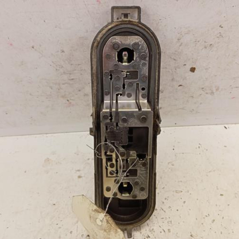 Platine feu arriere droit PEUGEOT 5008 1