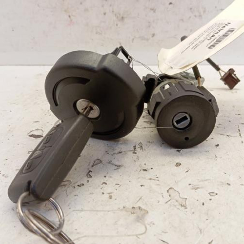 Neiman PEUGEOT 5008 1