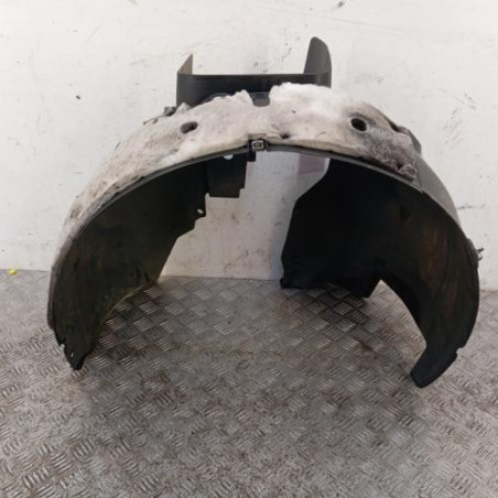 Pare boue avant droit PEUGEOT 5008 1