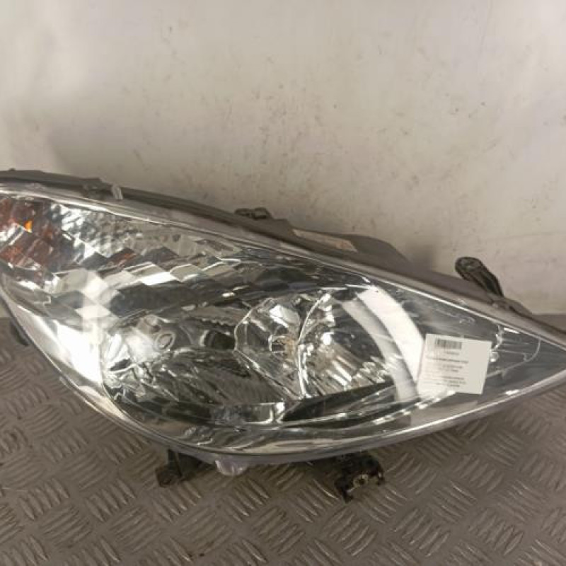 Optique avant principal droit (feux)(phare) PEUGEOT 607