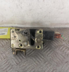 Serrure avant gauche CITROEN SAXO