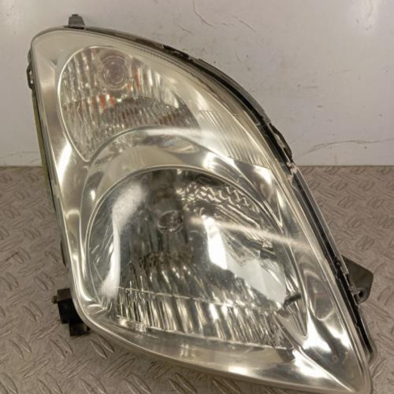 Optique avant principal droit (feux)(phare) SUZUKI SWIFT 3
