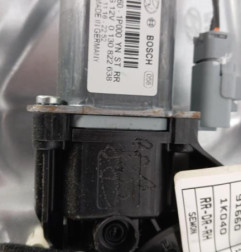 Leve vitre electrique arriere droit HYUNDAI IX 20 Photo n°5