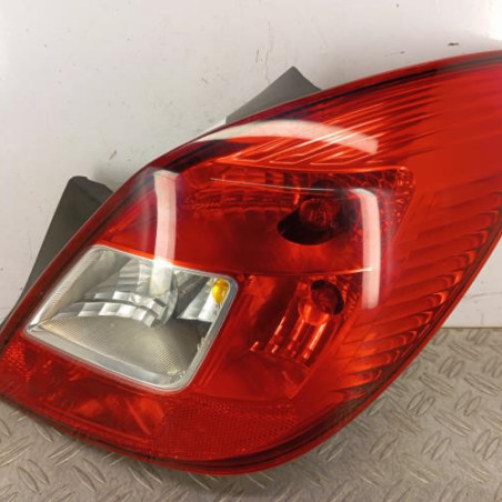 Feu arriere principal droit (feux) OPEL CORSA D Photo n°1