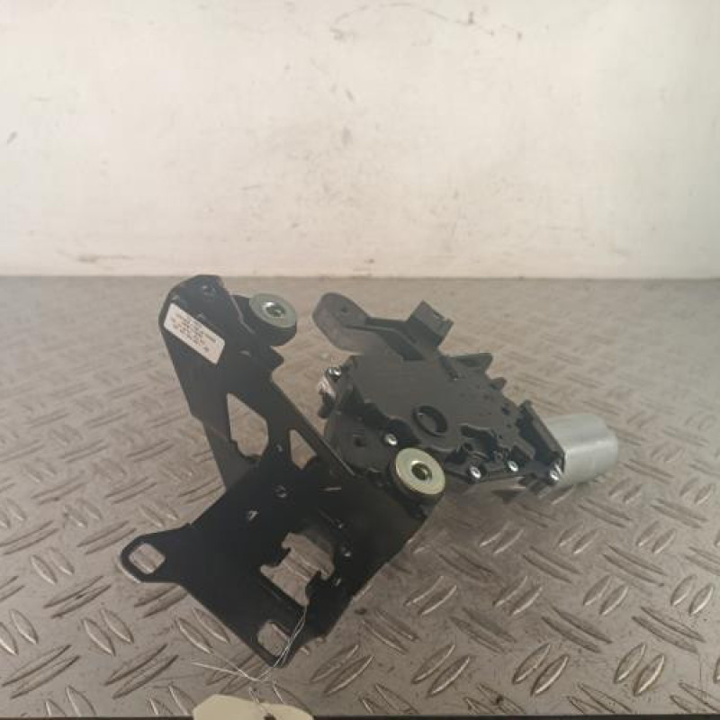 Moteur essuie glace arriere BMW SERIE 3 E91