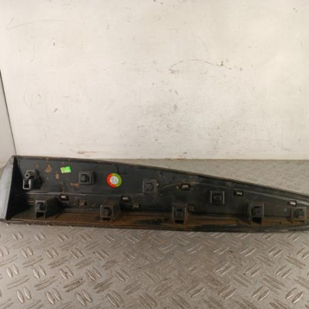 Baguette de porte arriere droite RENAULT CLIO 4