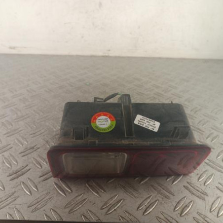 Feu de pare choc arriere gauche OPEL VIVARO 2