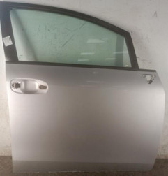 Porte avant droit TOYOTA VERSO Photo n°1