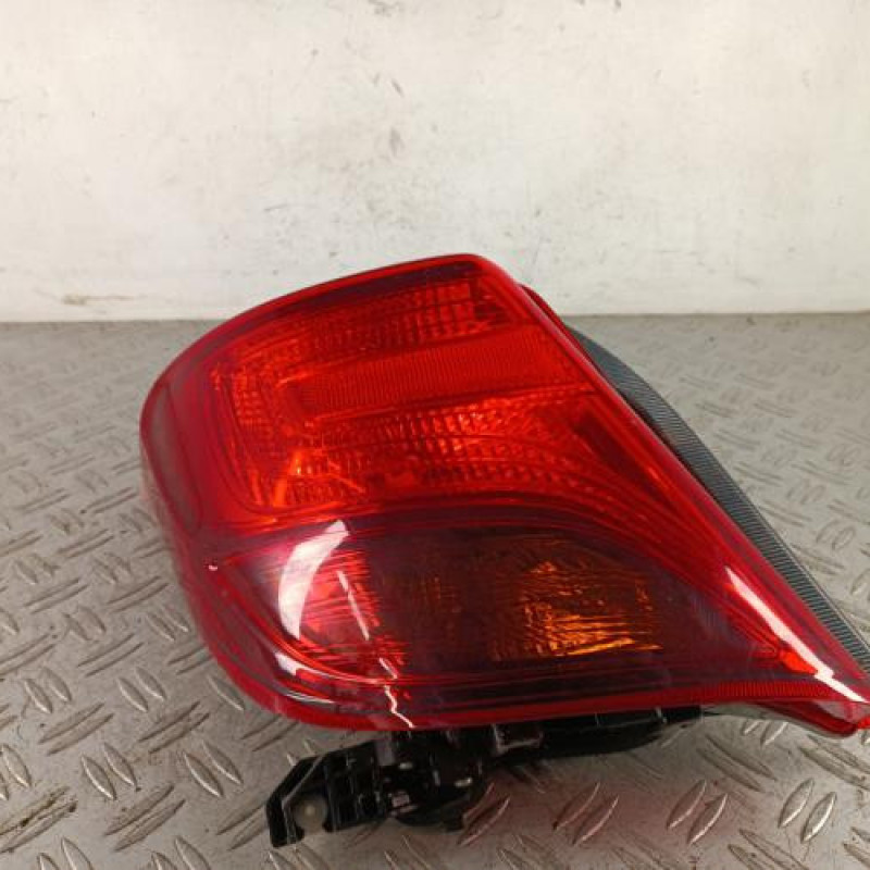 Feu arriere principal gauche (feux) TOYOTA YARIS 3