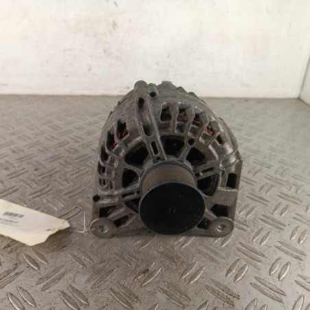 Alternateur OPEL VIVARO 2 Photo n°1