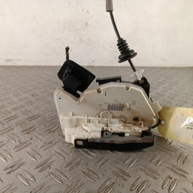 Serrure arriere droit VOLKSWAGEN POLO 5