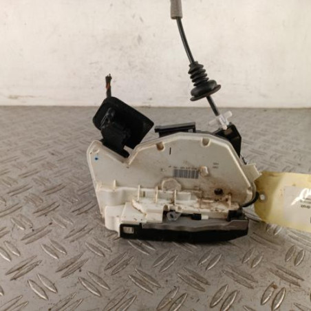 Serrure arriere droit VOLKSWAGEN POLO 5 Photo n°1