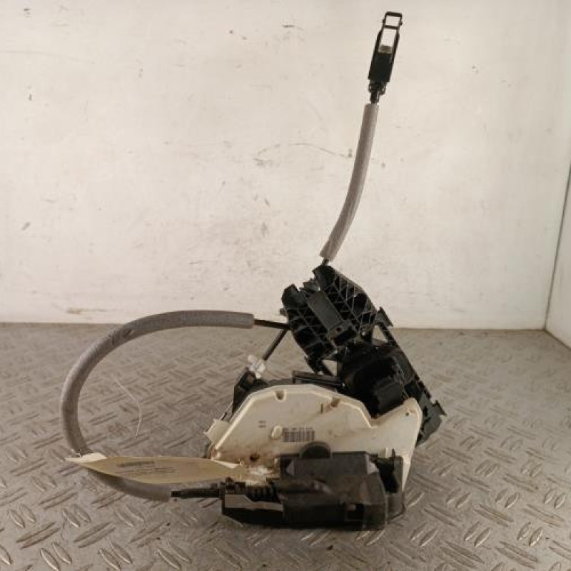 Serrure arriere gauche VOLKSWAGEN POLO 5 Serrure arriere gauche VOLKSWAGEN POLO 5