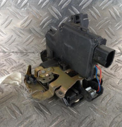 Serrure avant droit AUDI A4 2 Photo n°1