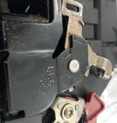 Serrure avant droit AUDI A4 2 Photo n°4