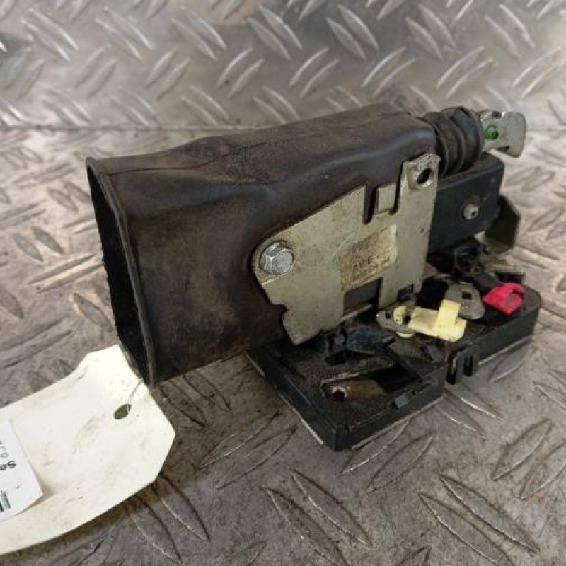 Serrure avant gauche DACIA LOGAN MCV 1