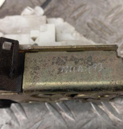 Serrure avant gauche PEUGEOT 407 Photo n°5