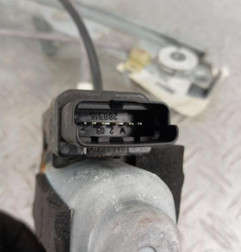 Leve vitre electrique avant gauche RENAULT MEGANE 2 Photo n°3