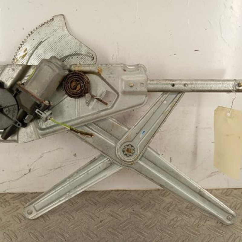 Leve vitre electrique avant gauche RENAULT TWINGO 1