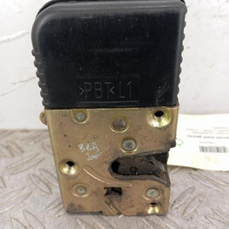 Serrure avant gauche PEUGEOT EXPERT 1