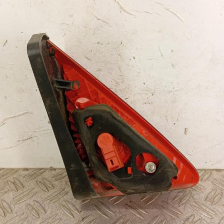 Feu arriere secondaire droit (feux) PEUGEOT 3008 1