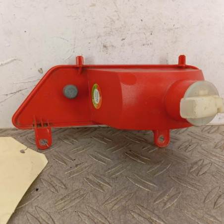 Feu de pare choc arriere gauche PEUGEOT 3008 1