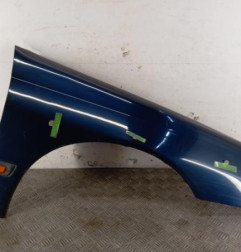 Aile avant droit PEUGEOT 406 Photo n°1