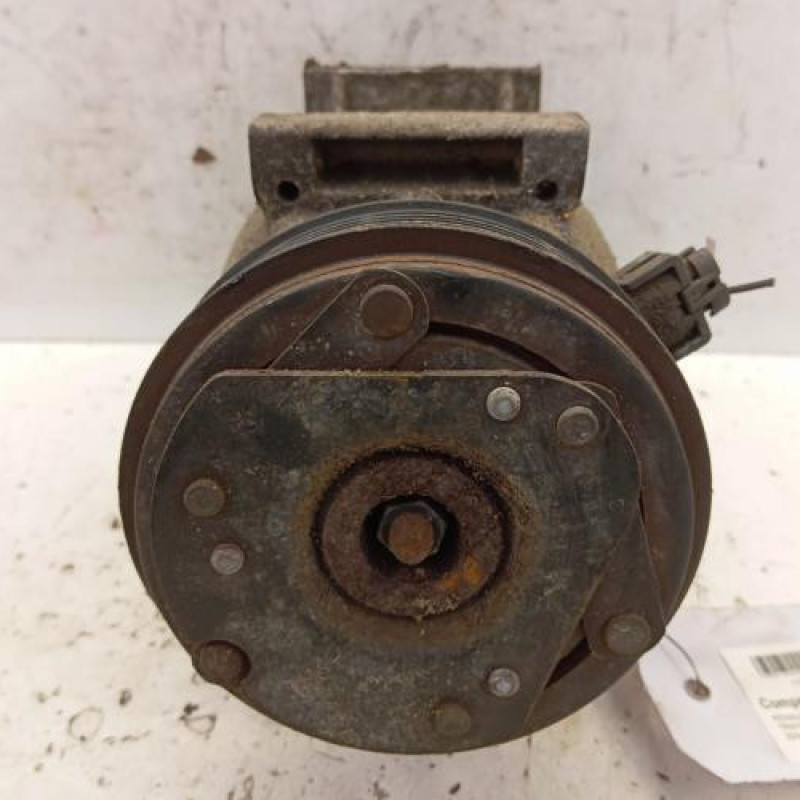 Compresseur clim RENAULT TRAFIC 2 Compresseur clim RENAULT TRAFIC 2