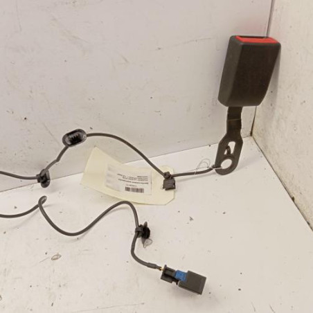 Attache ceinture avant gauche PEUGEOT PARTNER 2 Photo n°1