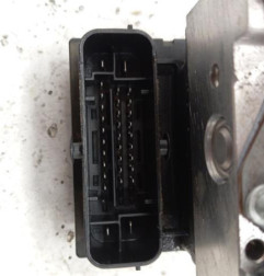 Bloc ABS (freins anti-blocage) OPEL CORSA D Photo n°3