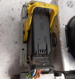 Bloc ABS (freins anti-blocage) PEUGEOT 206+ Photo n°3