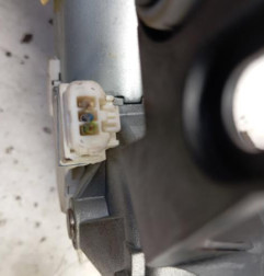 Moteur essuie glace arriere PEUGEOT 206+ Photo n°3