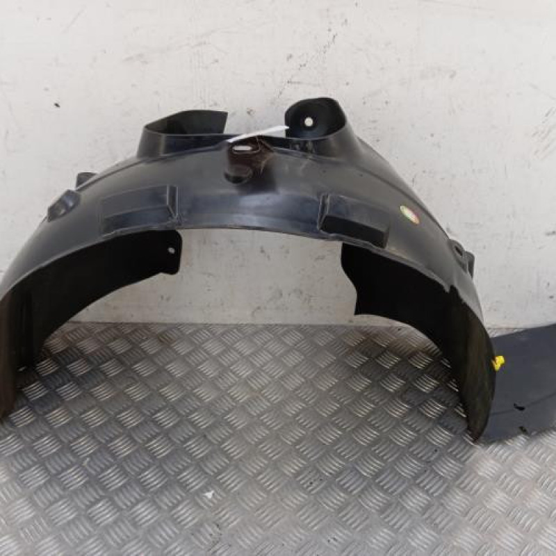 Pare boue avant droit PEUGEOT 206+