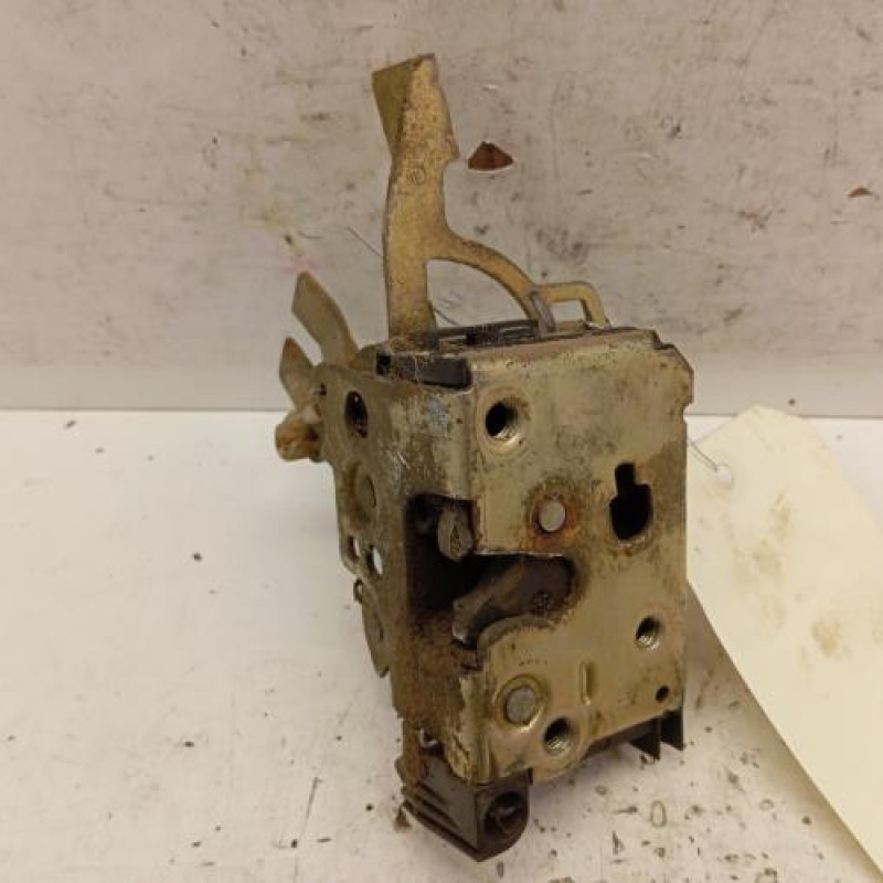 Serrure de porte de coffre droite PEUGEOT BOXER 1