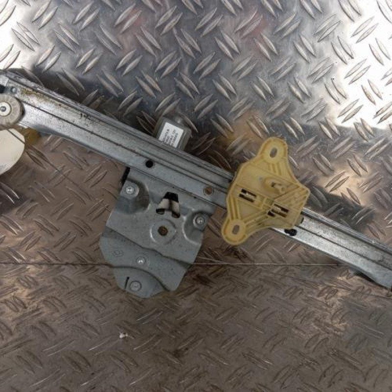 Leve vitre electrique avant gauche RENAULT CLIO 4