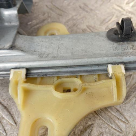 Leve vitre electrique avant gauche RENAULT CLIO 4