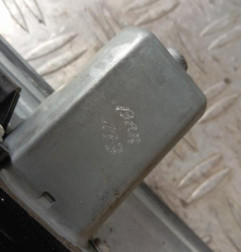 Leve vitre electrique avant gauche RENAULT CLIO 4 Photo n°4