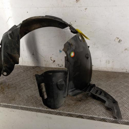 Pare boue avant gauche RENAULT CLIO 2 Photo n°1