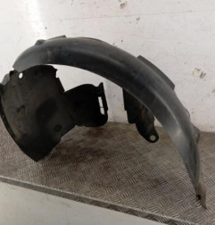 Pare boue avant gauche RENAULT CLIO 2