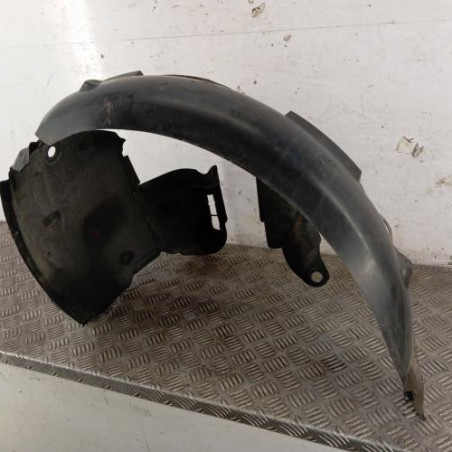 Pare boue avant gauche RENAULT CLIO 2