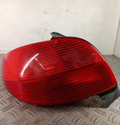Feu arriere principal gauche (feux) PEUGEOT 206 Photo n°1