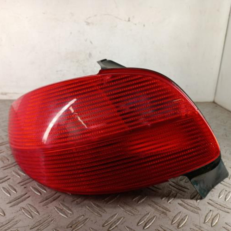 Feu arriere principal gauche (feux) PEUGEOT 206