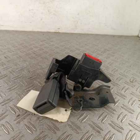 Attache ceinture arriere gauche RENAULT CLIO 3 Photo n°1
