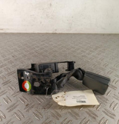 Attache ceinture arriere gauche RENAULT CLIO 3
