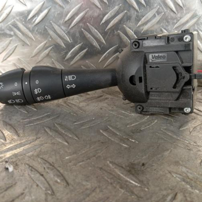 Commodo phare RENAULT CLIO 4 Commodo phare RENAULT CLIO 4