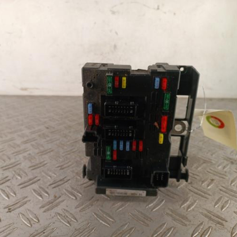 Boitier servitude moteur (BSM) PEUGEOT 307