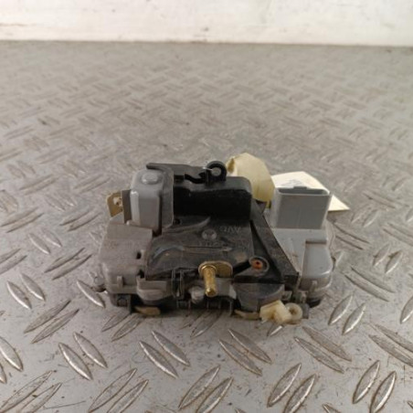 Serrure avant gauche CITROEN XSARA PICASSO Photo n°1