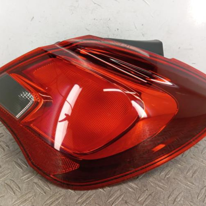 Feu arriere principal droit (feux) OPEL CORSA E