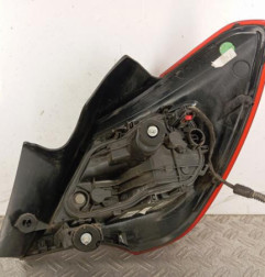 Feu arriere principal gauche (feux) OPEL CORSA E Photo n°3