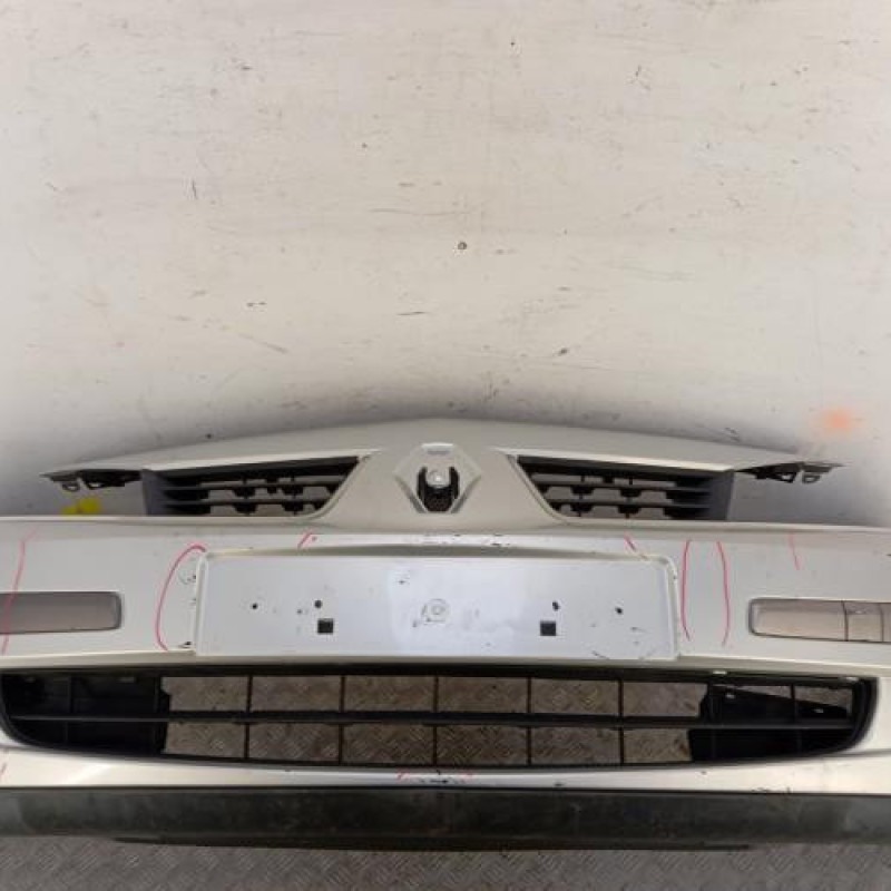 Pare choc avant RENAULT LAGUNA 2